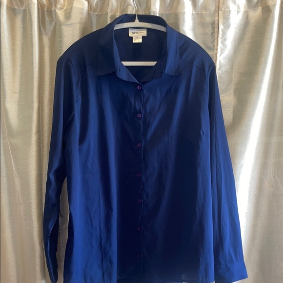 Women buttoned up long sleeve blouse - Picture 1 of 4